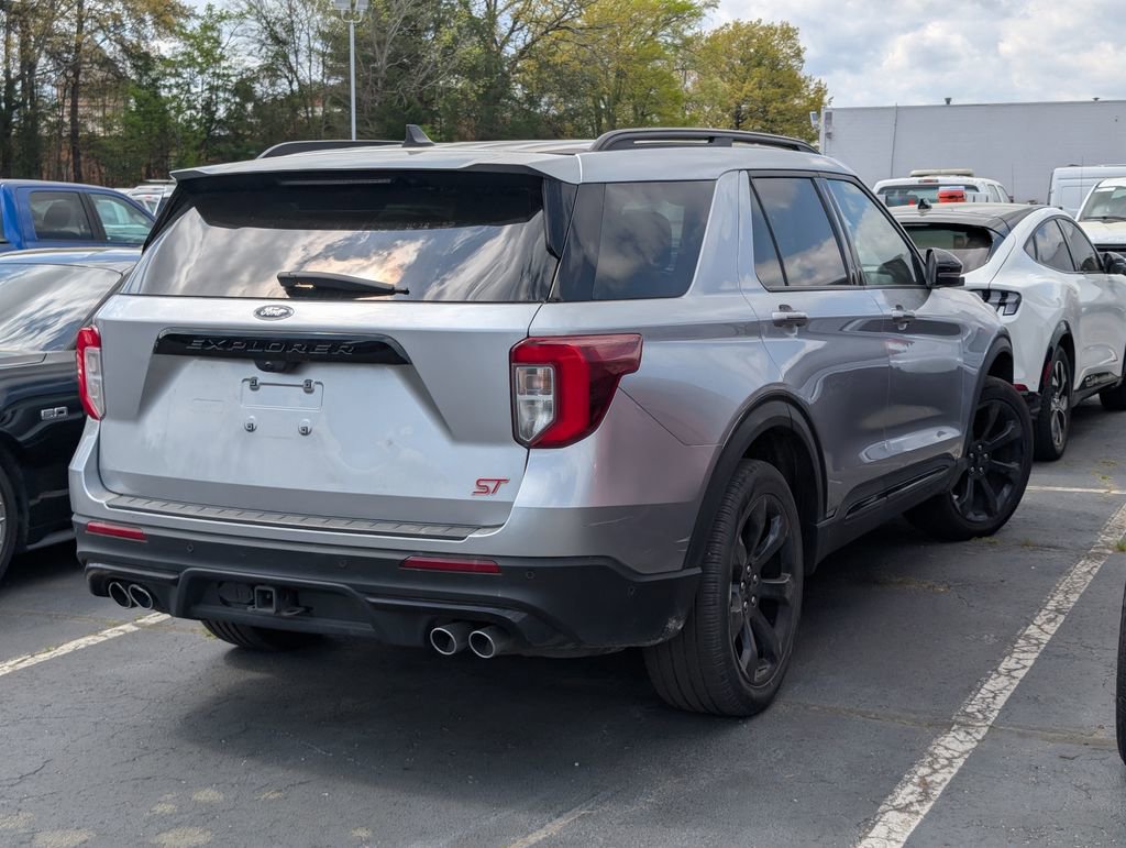 Used 2022 Ford Explorer ST w/ Equipment Group 401A image 3