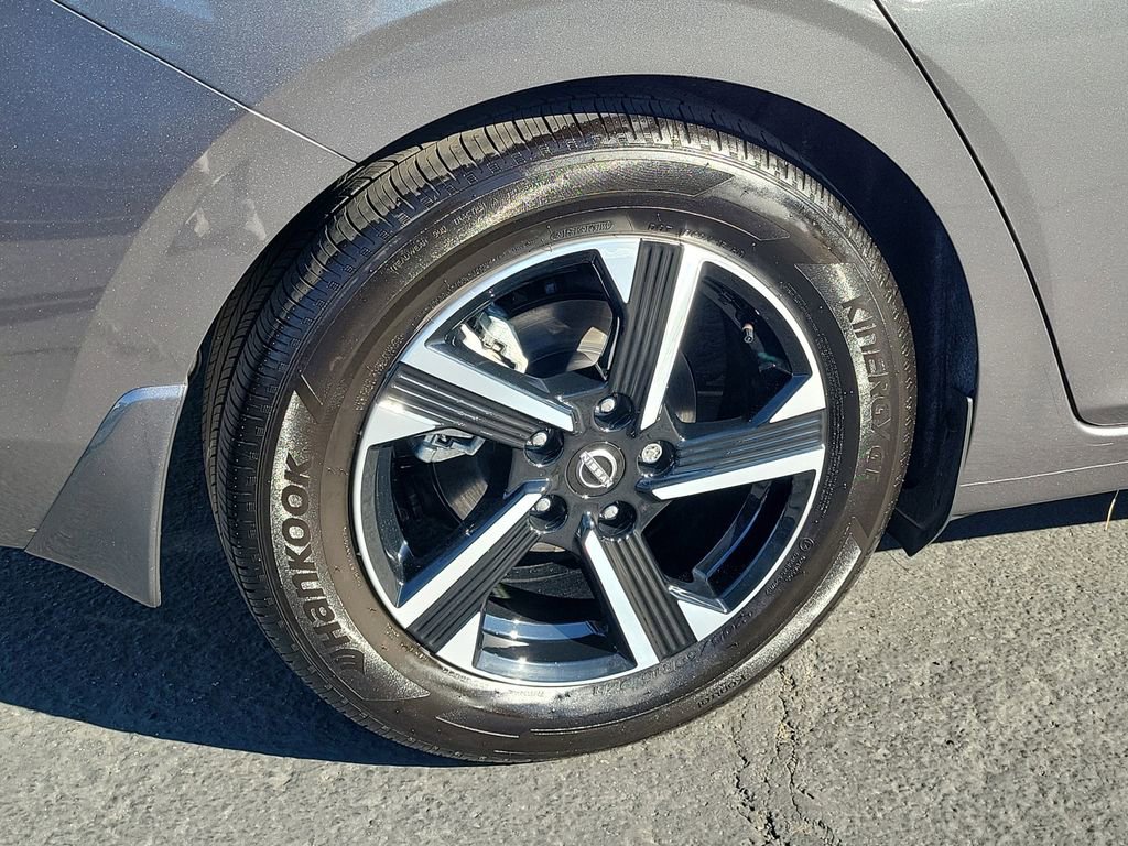 Used 2025 Nissan Sentra SV w/ Trunk Package image 23