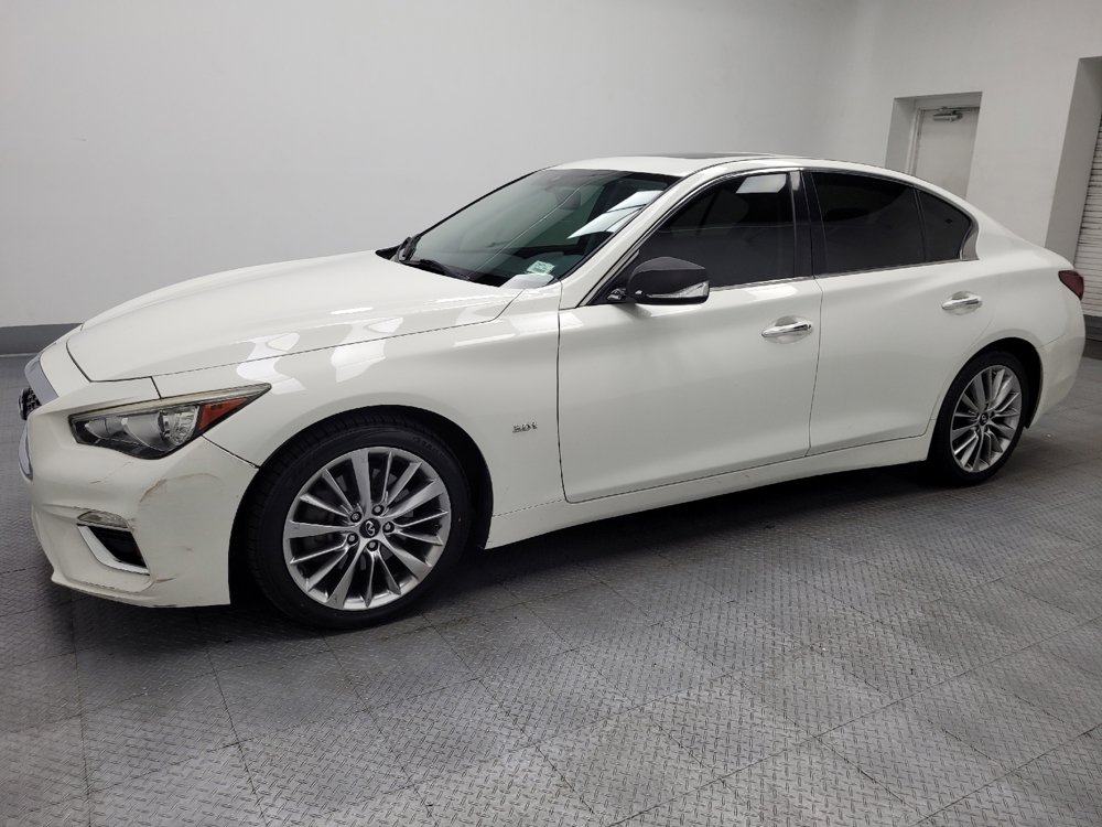 Used 2018 INFINITI Q50 Luxe w/ Cargo Package (L95) RWD image 2