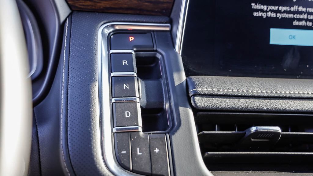 Used 2024 Chevrolet Tahoe Premier RWD image 24