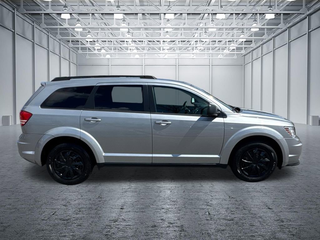 Used 2019 Dodge Journey SE image 8