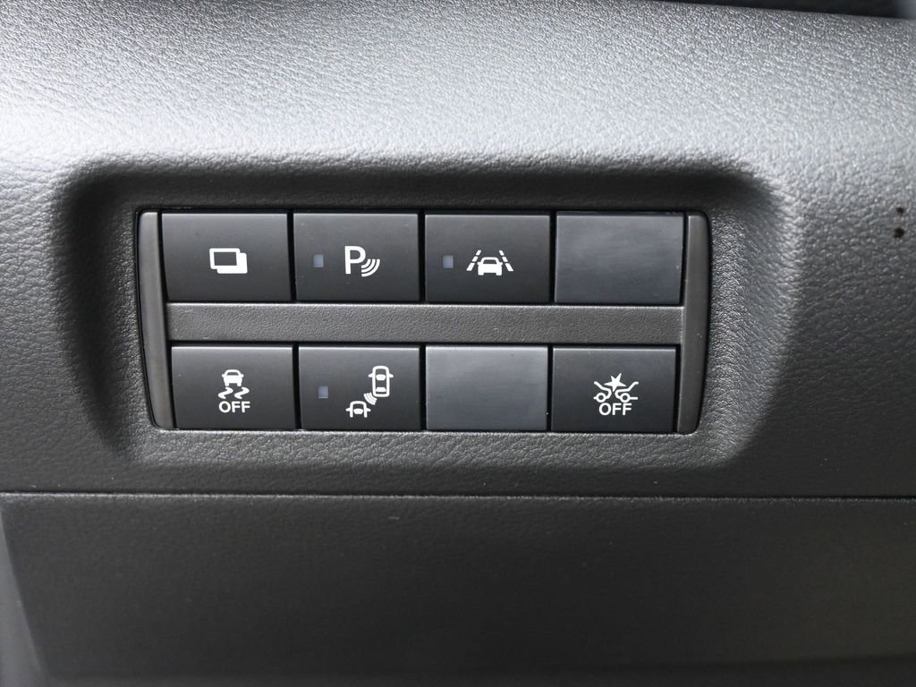 Used 2025 Nissan Kicks Play S image 16