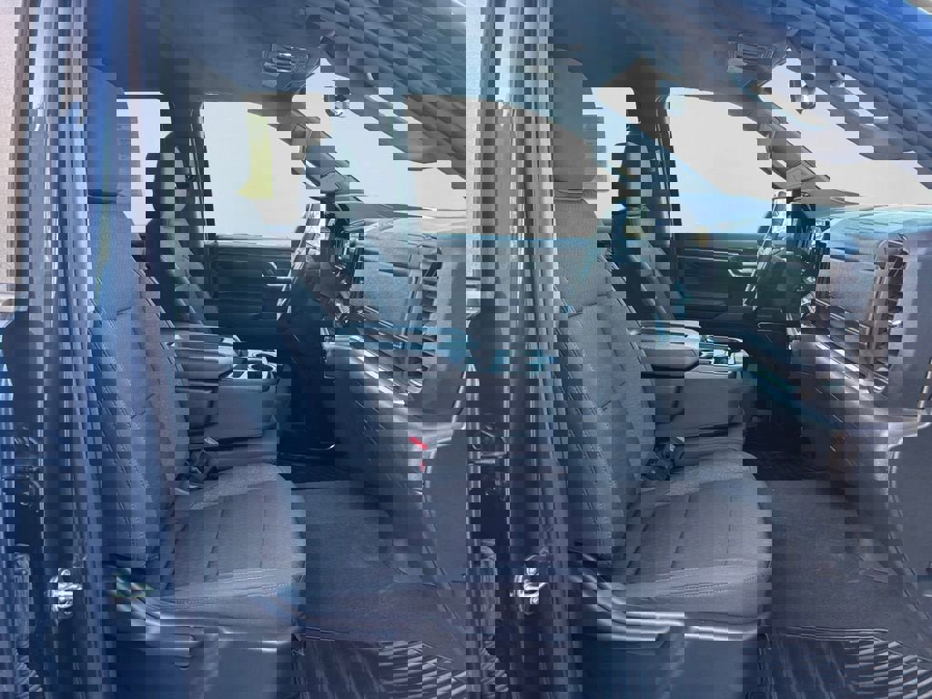 Used 2023 Chevrolet Silverado 1500 LT image 15