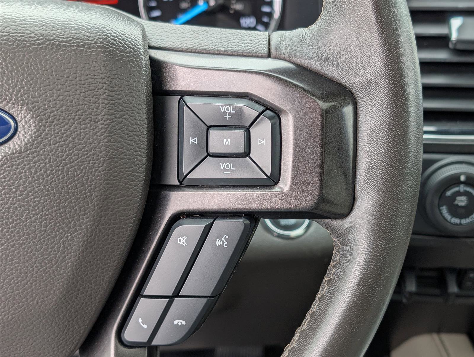 Used 2021 Ford Expedition Limited image 25