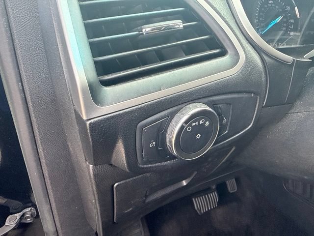Used 2016 Ford Edge SEL w/ Equipment Group 201A AWD/4WD image 18