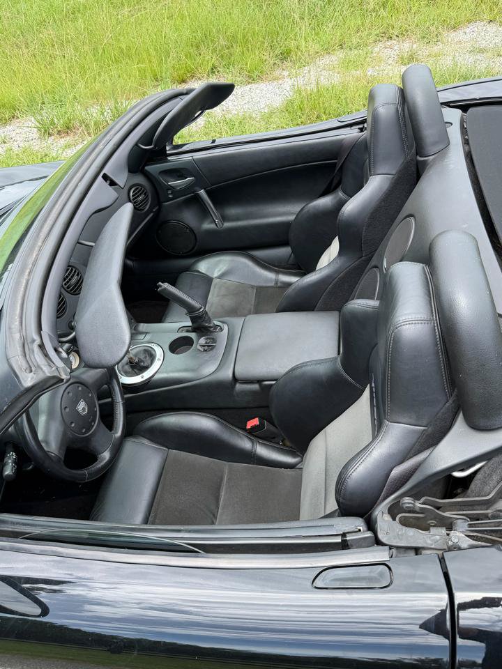 Used 2003 Dodge Viper SRT-10 RWD image 18