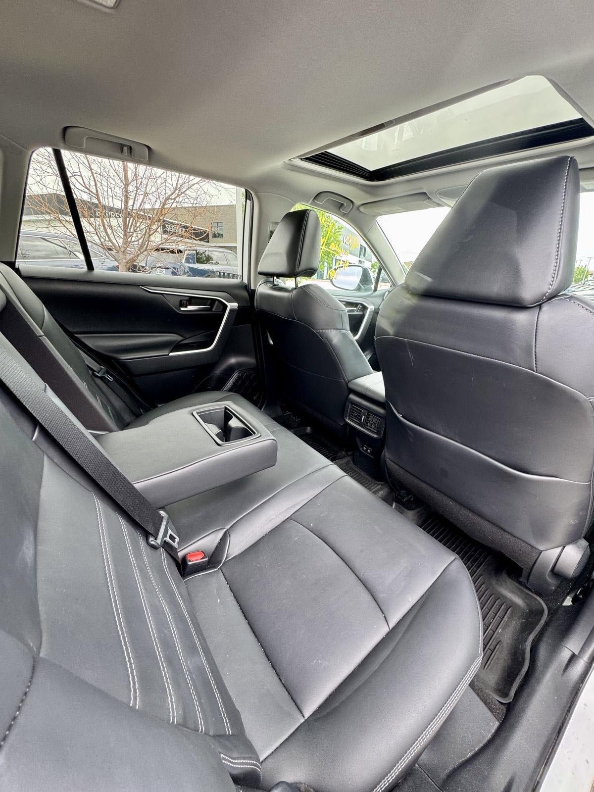 Used 2019 Toyota RAV4 XLE Premium AWD/4WD image 13