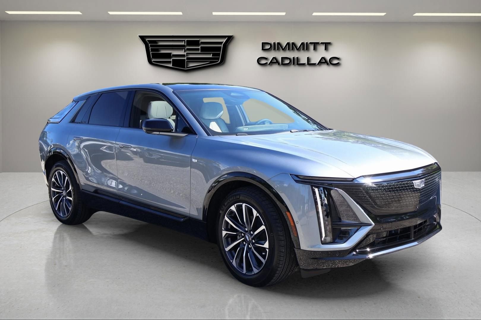 New 2026 Cadillac Lyriq Sport RWD image 7