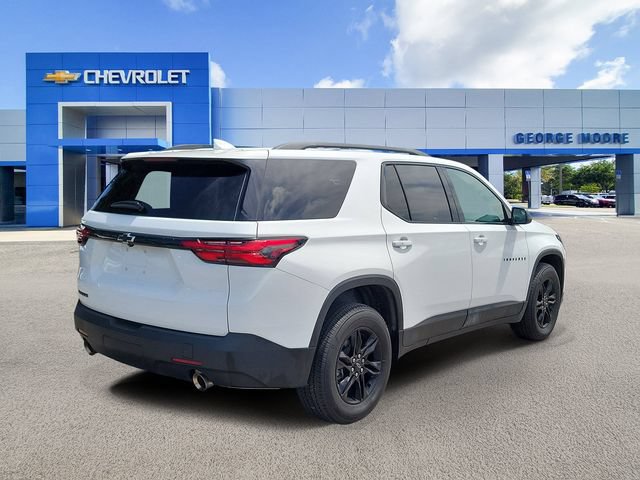 Used 2023 Chevrolet Traverse LS w/ Midnight/Sport Edition FWD image 4