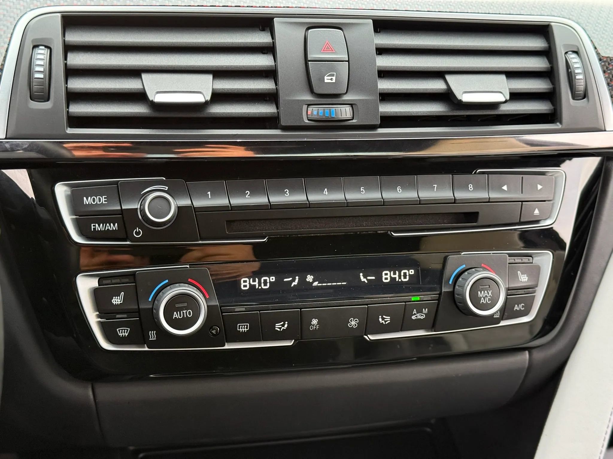 Used 2020 BMW M4 Coupe w/ Competition Package image 25