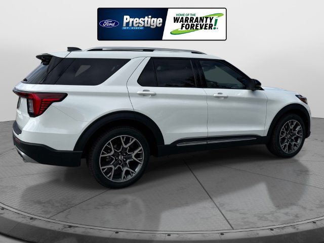 New 2027 Ford Explorer Platinum w/ 3.0L Ultimate Package RWD image 4