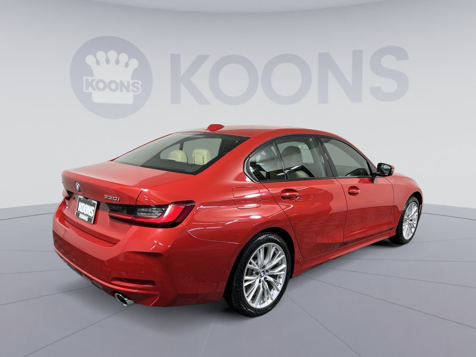 Used 2023 BMW 330i xDrive Sedan w/ Driving Assistance Package AWD/4WD image 11