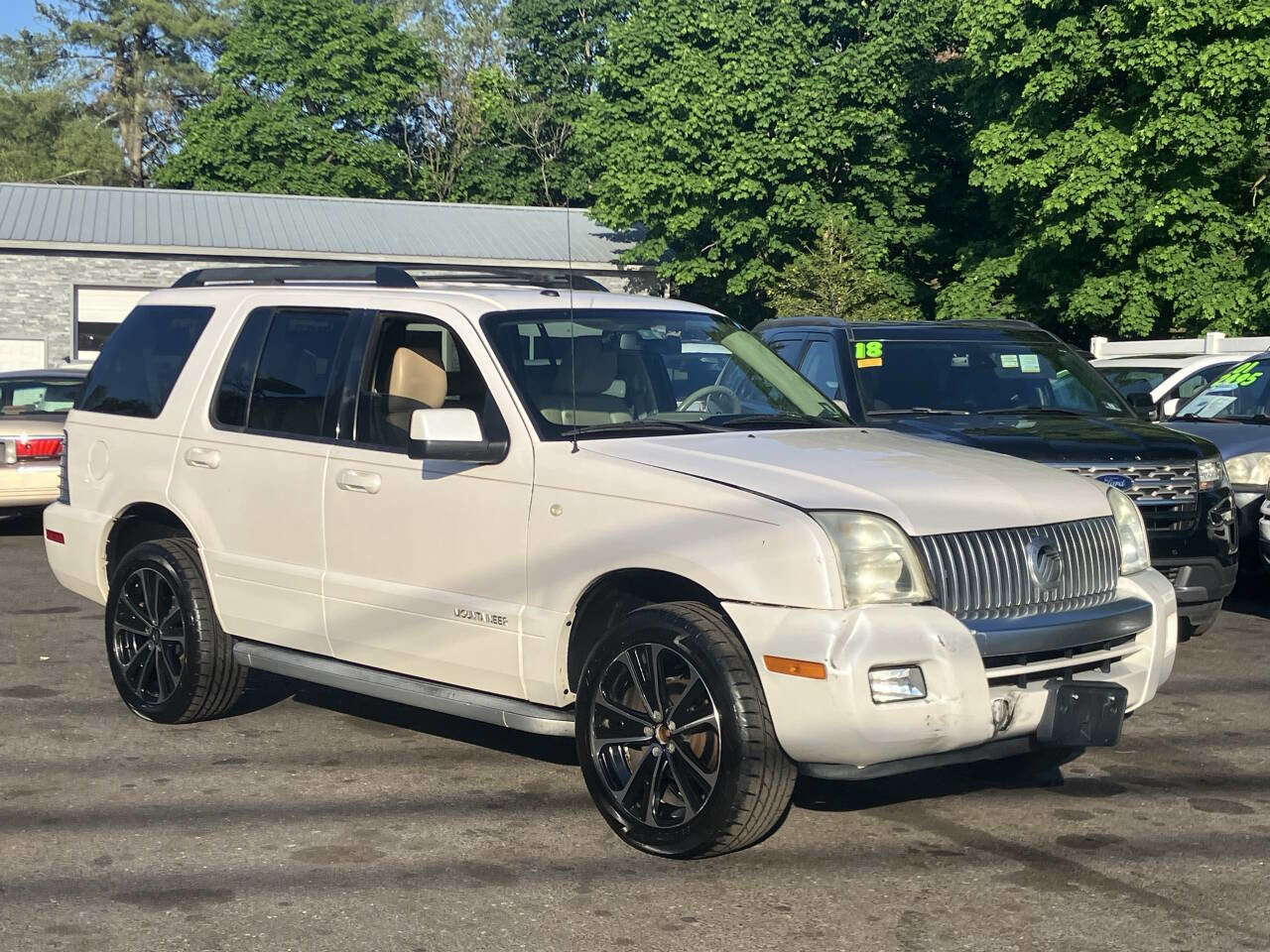 Used 2010 Mercury Mountaineer AWD image 5