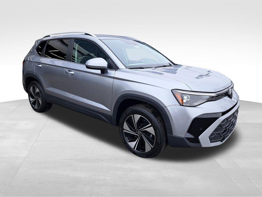 New 2025 Volkswagen Taos SE AWD/4WD image 3