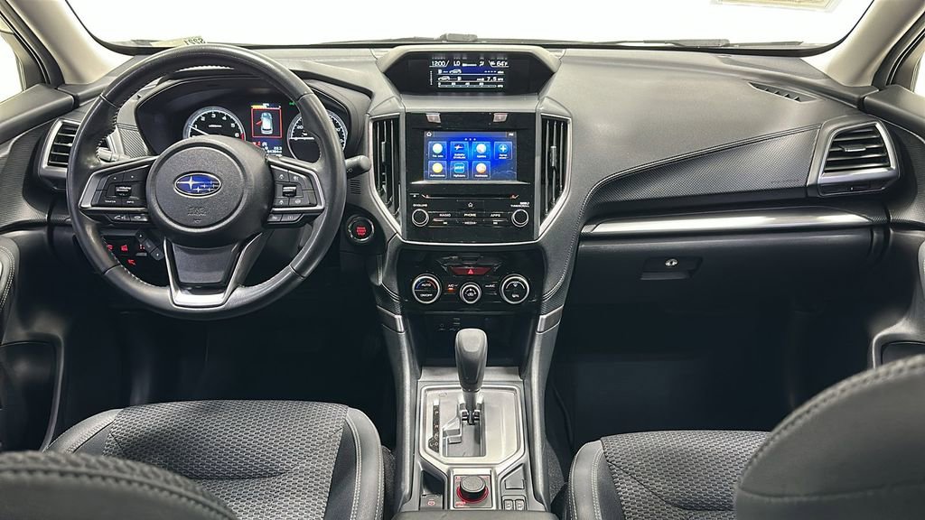 Used 2023 Subaru Forester Premium image 10