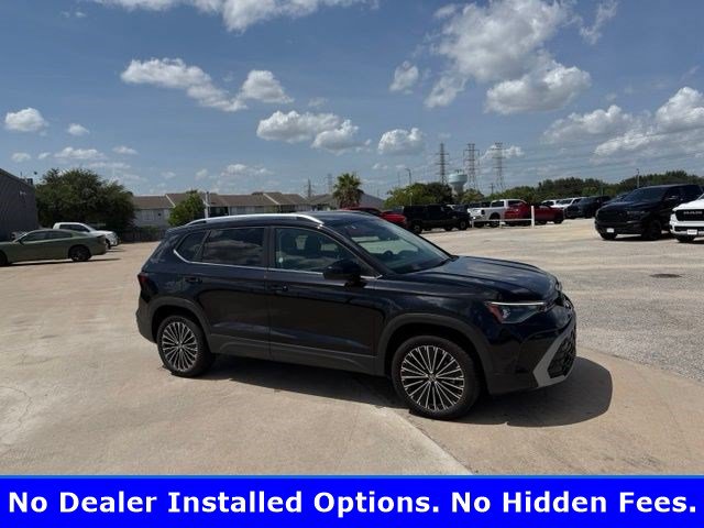 Used 2025 Volkswagen Taos SE FWD image 2