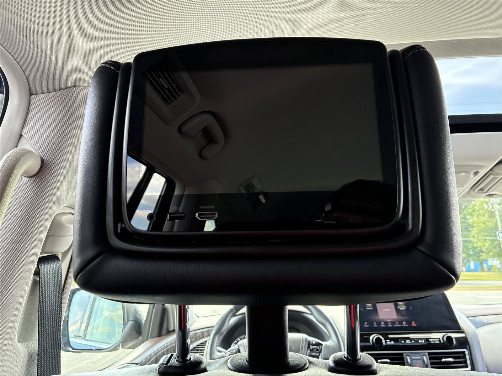 Used 2021 Nissan Armada Platinum w/ Captain's Chairs Package AWD/4WD image 21