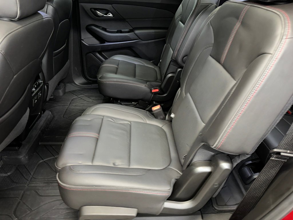 Certified 2023 Chevrolet Traverse RS w/ LPO, Floor Liner Package image 20