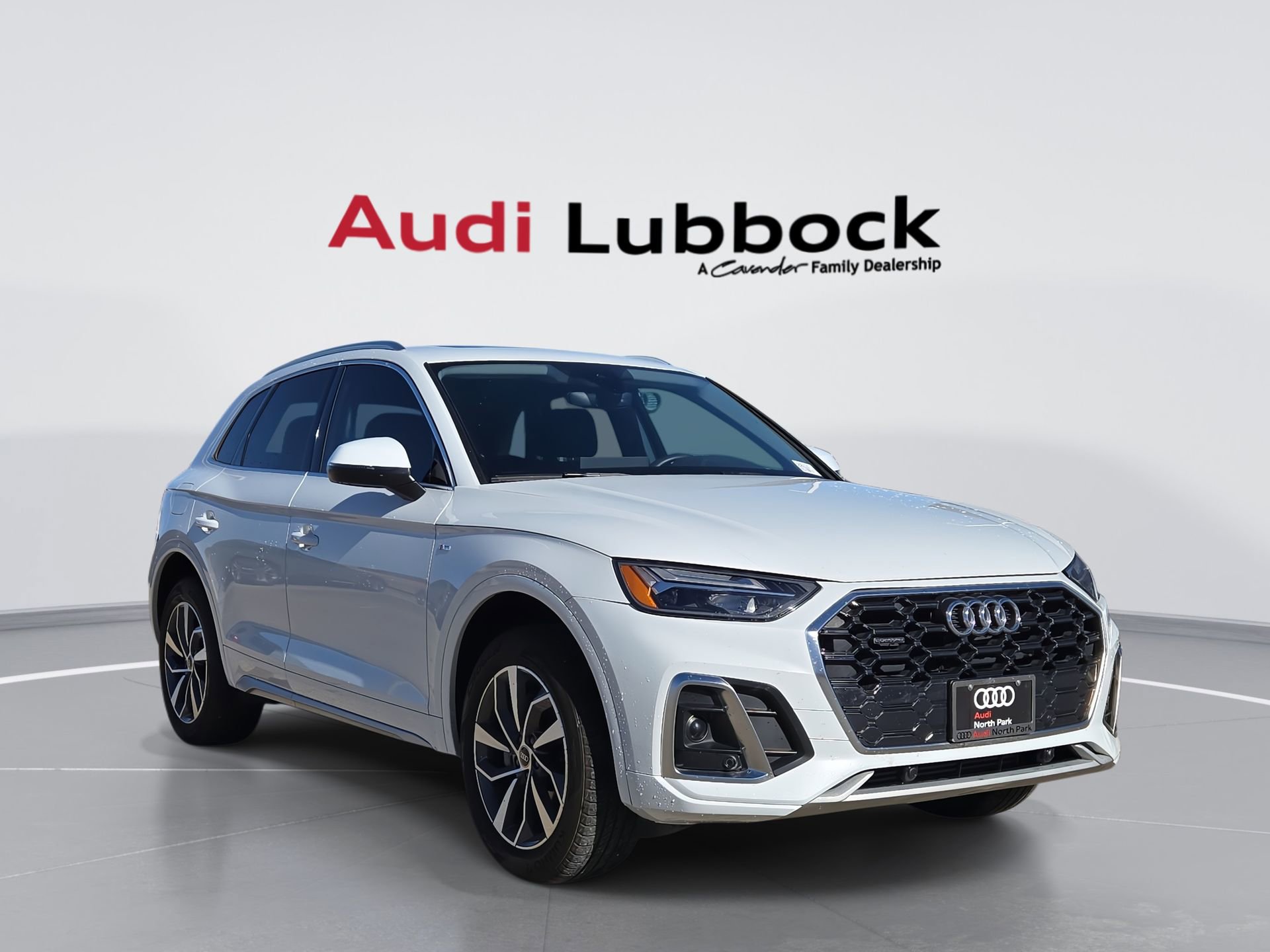 Certified 2024 Audi Q5 2.0T Premium w/ Convenience Package image 1