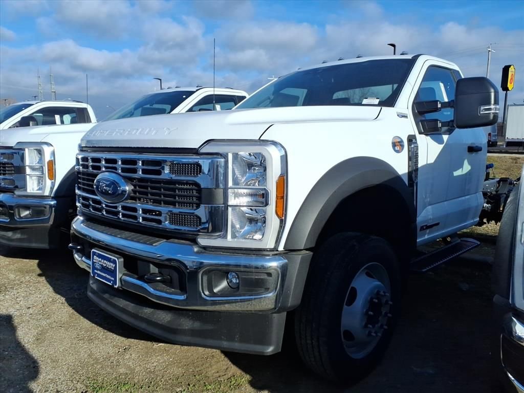 New 2026 Ford F550 4x4 Regular Cab Super Duty image 2