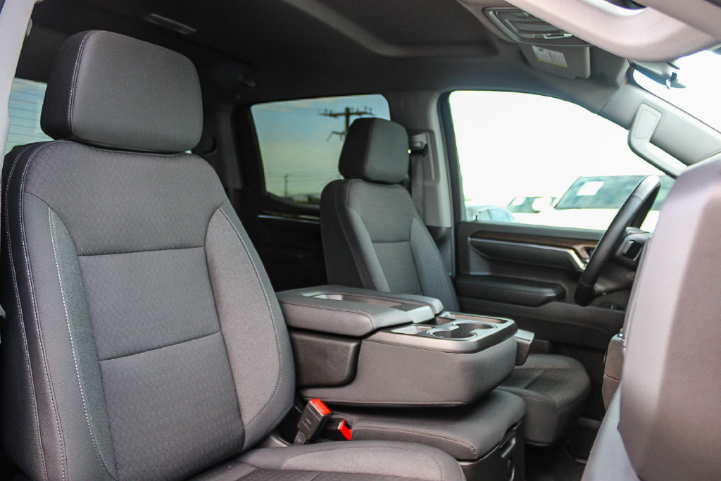 Used 2024 Chevrolet Silverado 1500 LT AWD/4WD image 17