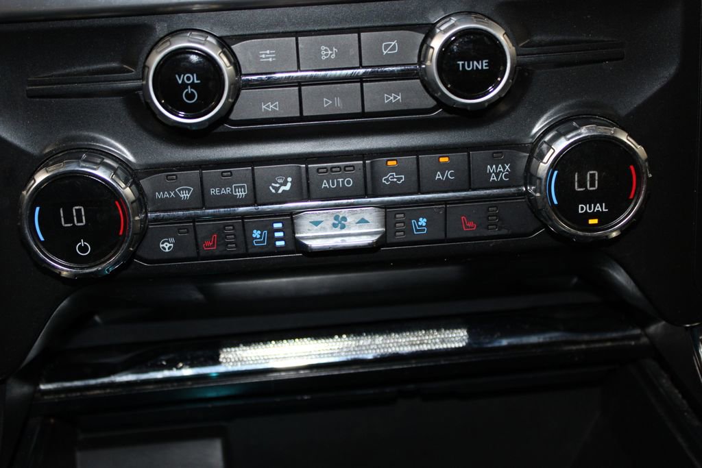 Used 2021 Ford F150 Lariat w/ Equipment Group 502A High image 48