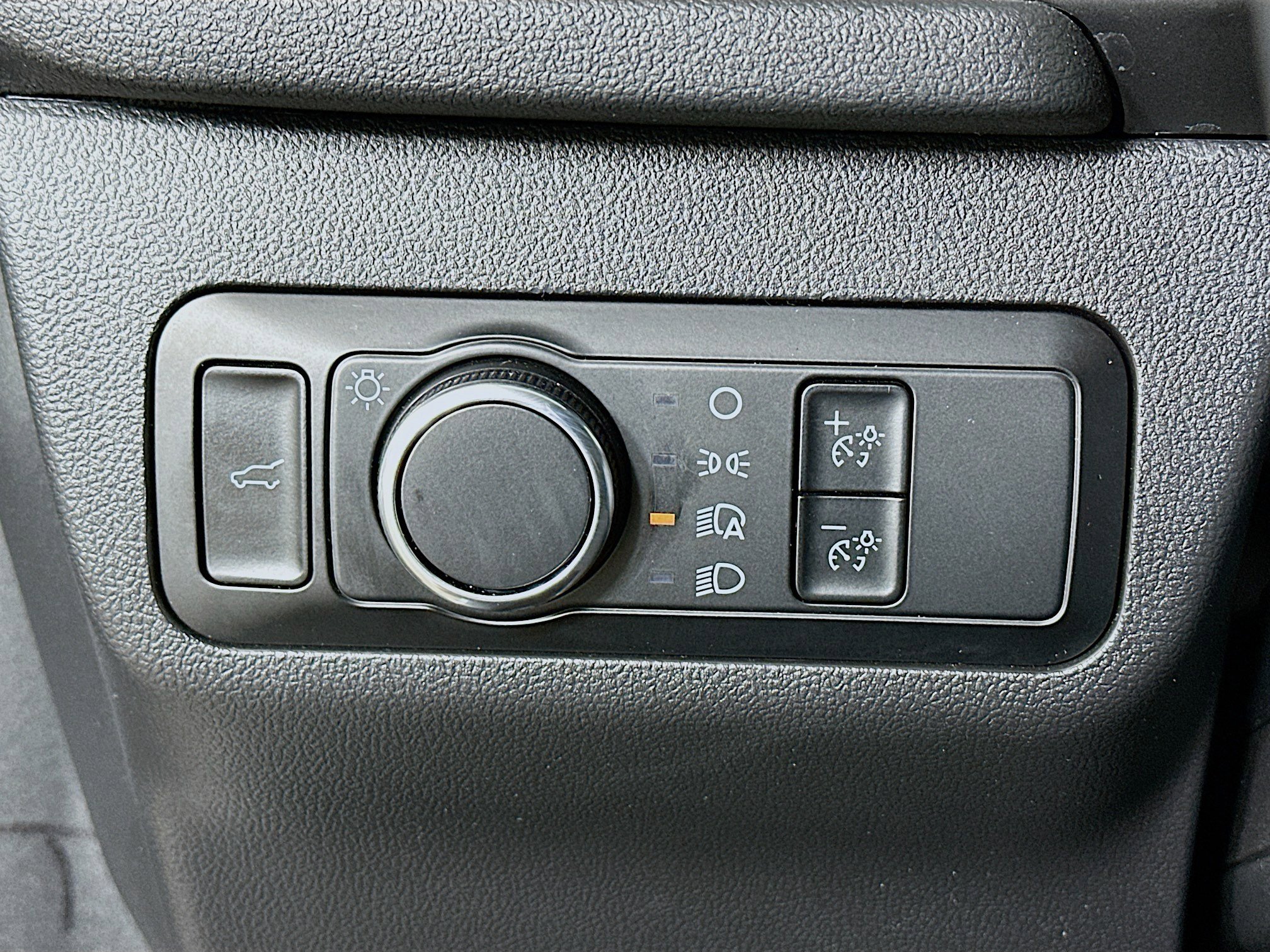 Used 2024 Ford Escape Active w/ Cold Weather Package image 17