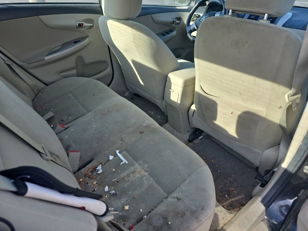 Used 2013 Toyota Corolla LE image 15