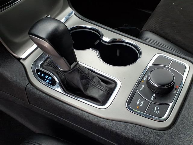 Used 2020 Jeep Grand Cherokee Altitude image 11