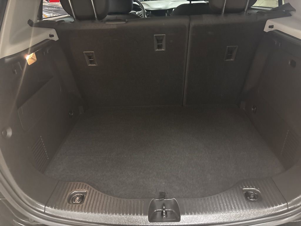 Used 2022 Chevrolet Trax LS w/ Tint and Cruise Package image 23