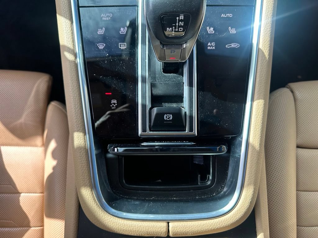 Certified 2021 Porsche Panamera 4 AWD/4WD image 31