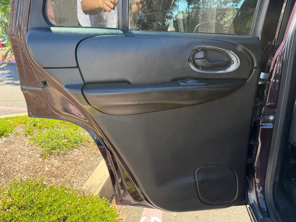 Used 2009 Chevrolet TrailBlazer LT RWD image 27