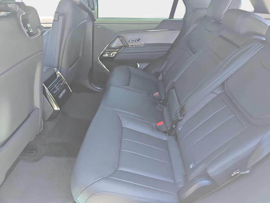 New 2026 Land Rover Range Rover Sport SE AWD/4WD image 15