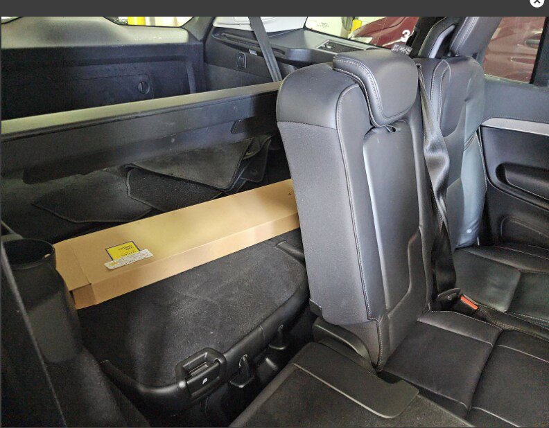 Certified 2024 Volvo XC90 T8 Ultimate AWD/4WD image 14