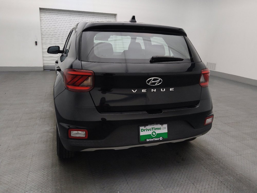 Used 2021 Hyundai Venue SE image 6