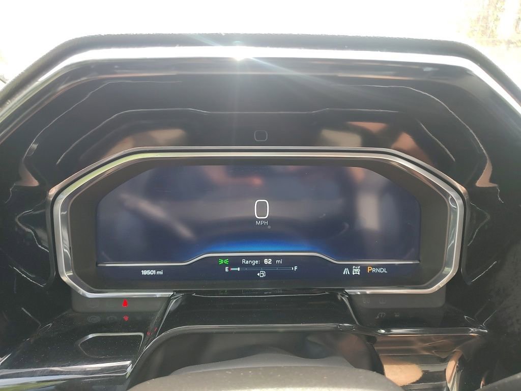 Used 2025 Chevrolet Silverado 2500 LT w/ Convenience Package AWD/4WD image 23