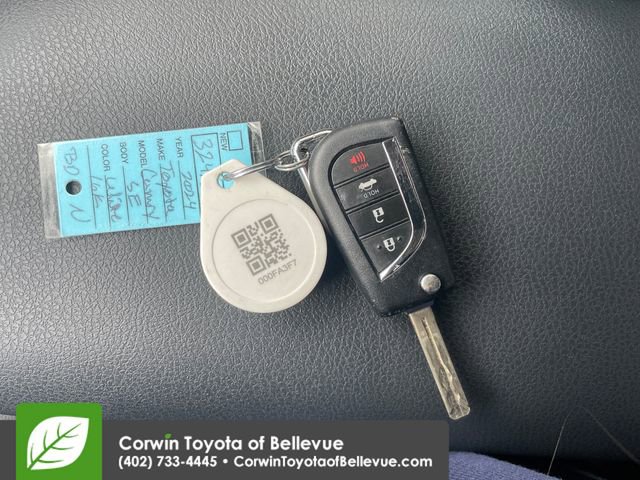 Used 2024 Toyota Camry SE FWD image 16