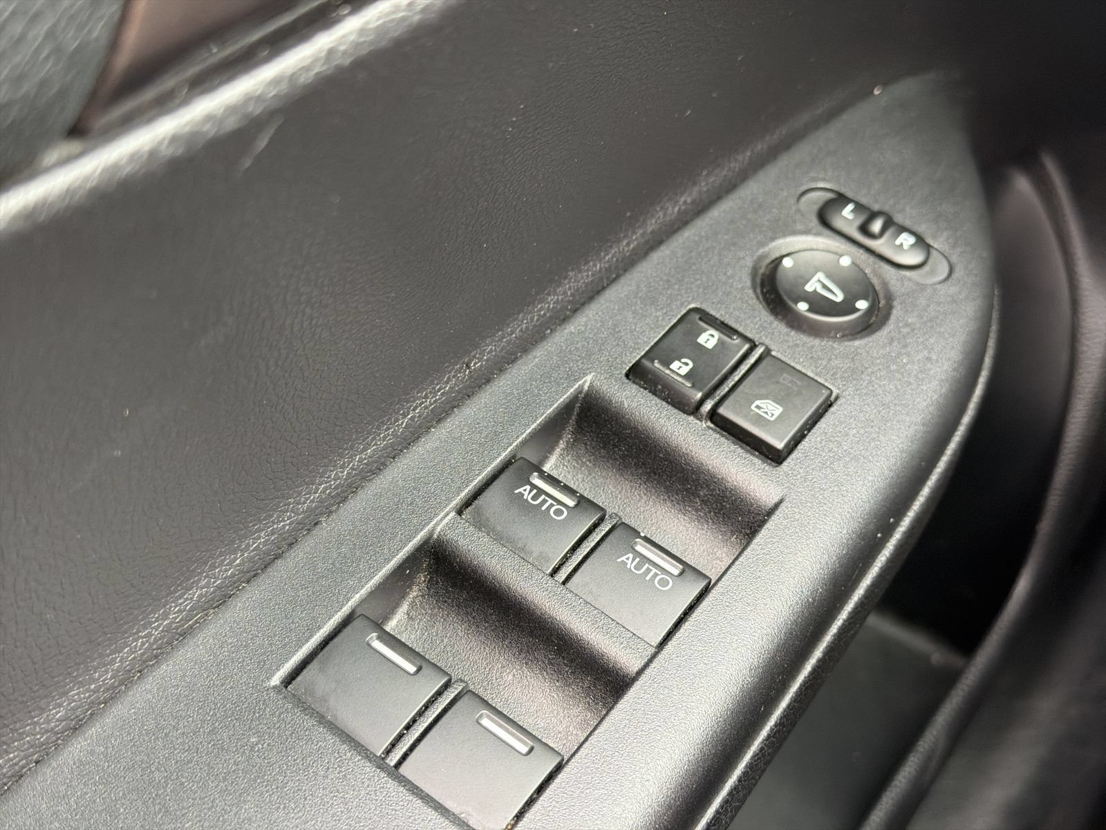 Used 2016 Honda Accord EX image 25