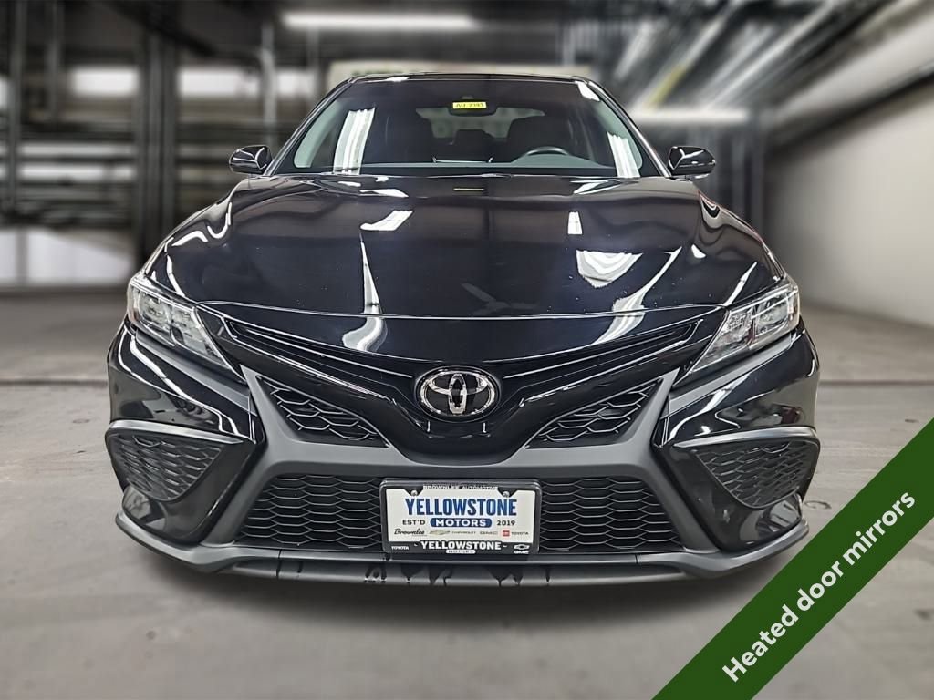 Used 2023 Toyota Camry SE image 7