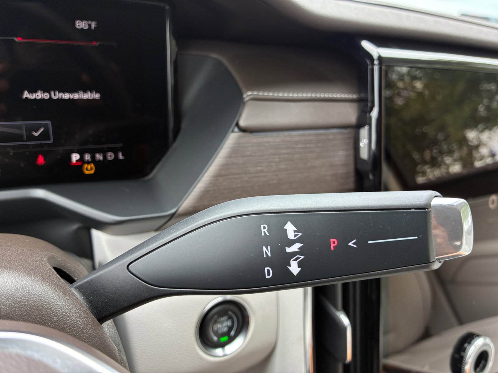 Used 2024 GMC Acadia Denali FWD image 22