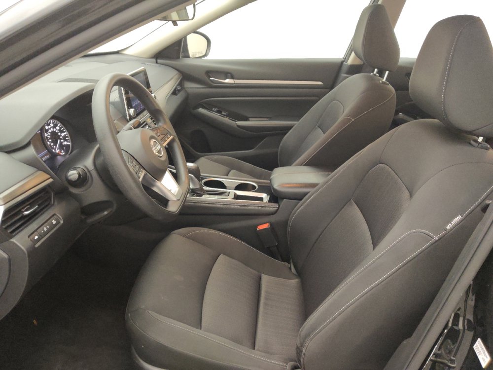 Used 2023 Nissan Altima 2.5 SV image 17