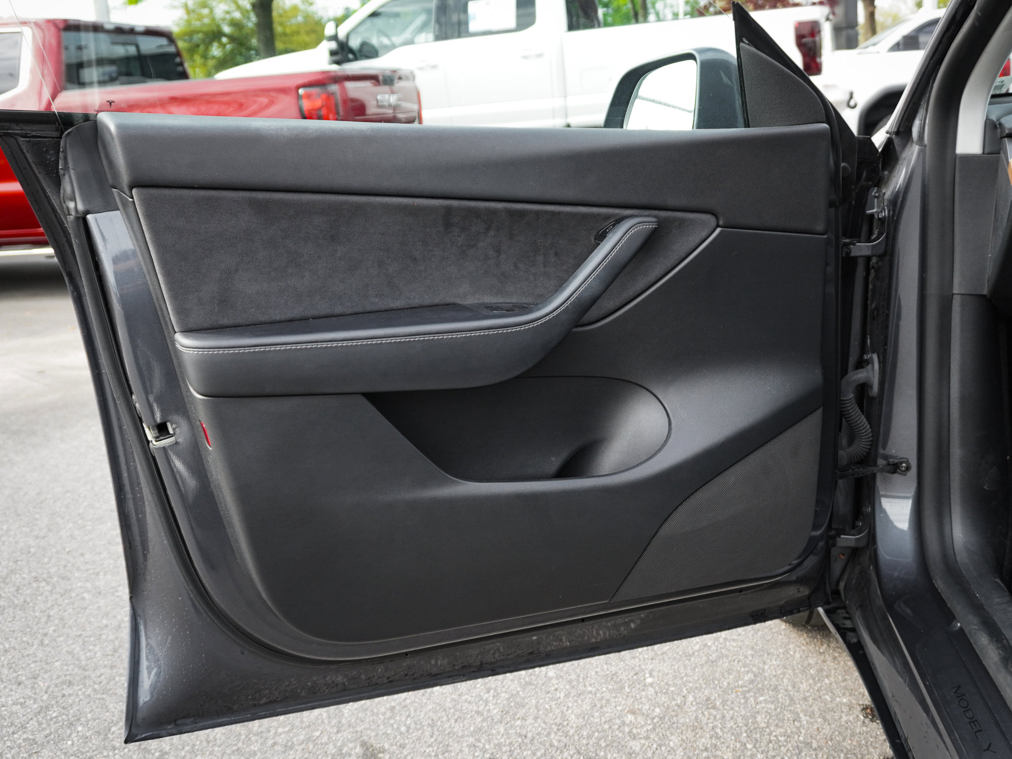 Used 2021 Tesla Model Y Long Range image 14