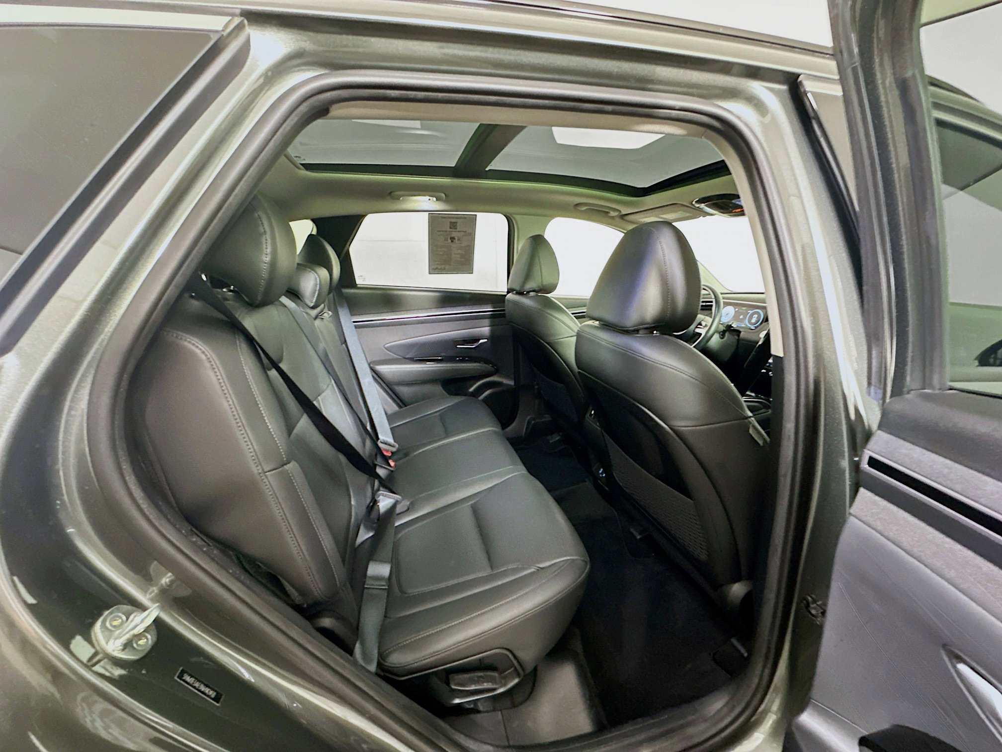 Used 2022 Hyundai Tucson Limited w/ Cargo Package FWD image 31