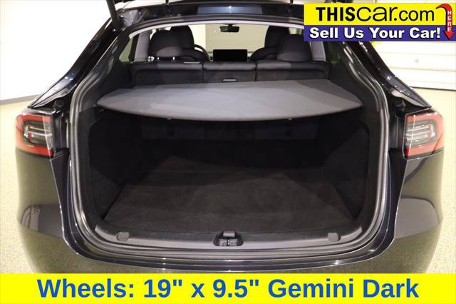 Used 2024 Tesla Model Y Long Range AWD/4WD image 27