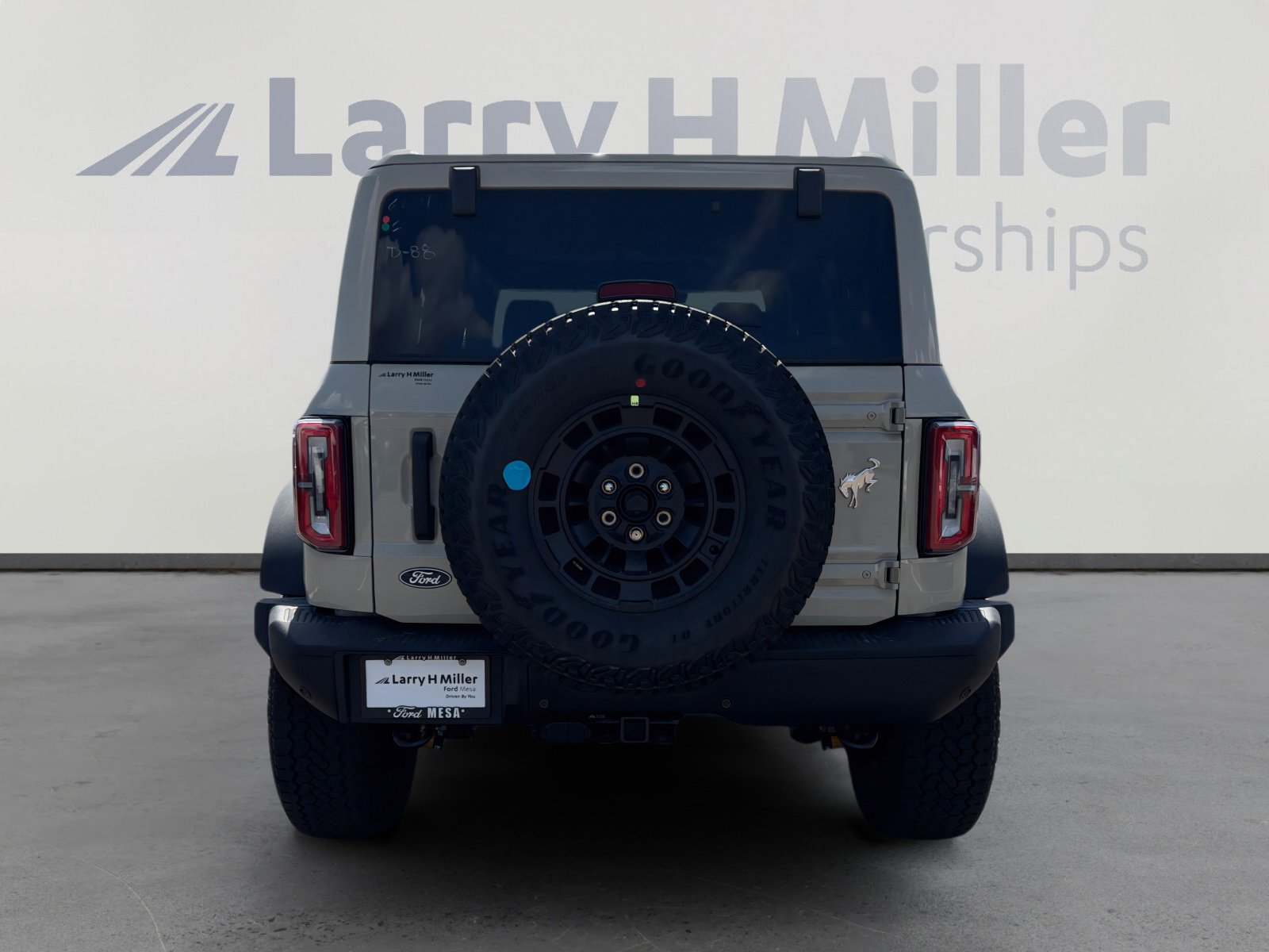 New 2026 Ford Bronco Badlands image 4