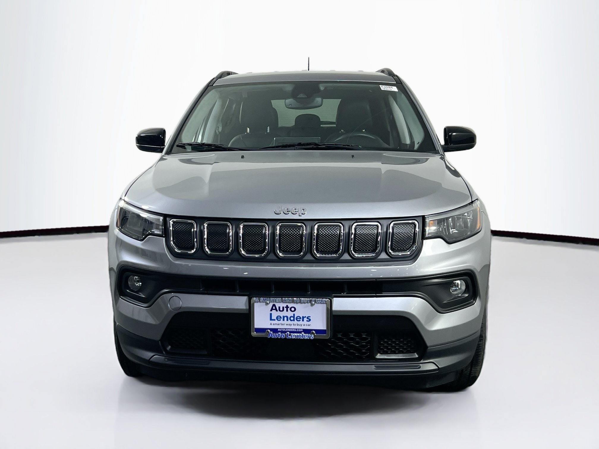 Used 2022 Jeep Compass Latitude AWD/4WD image 2