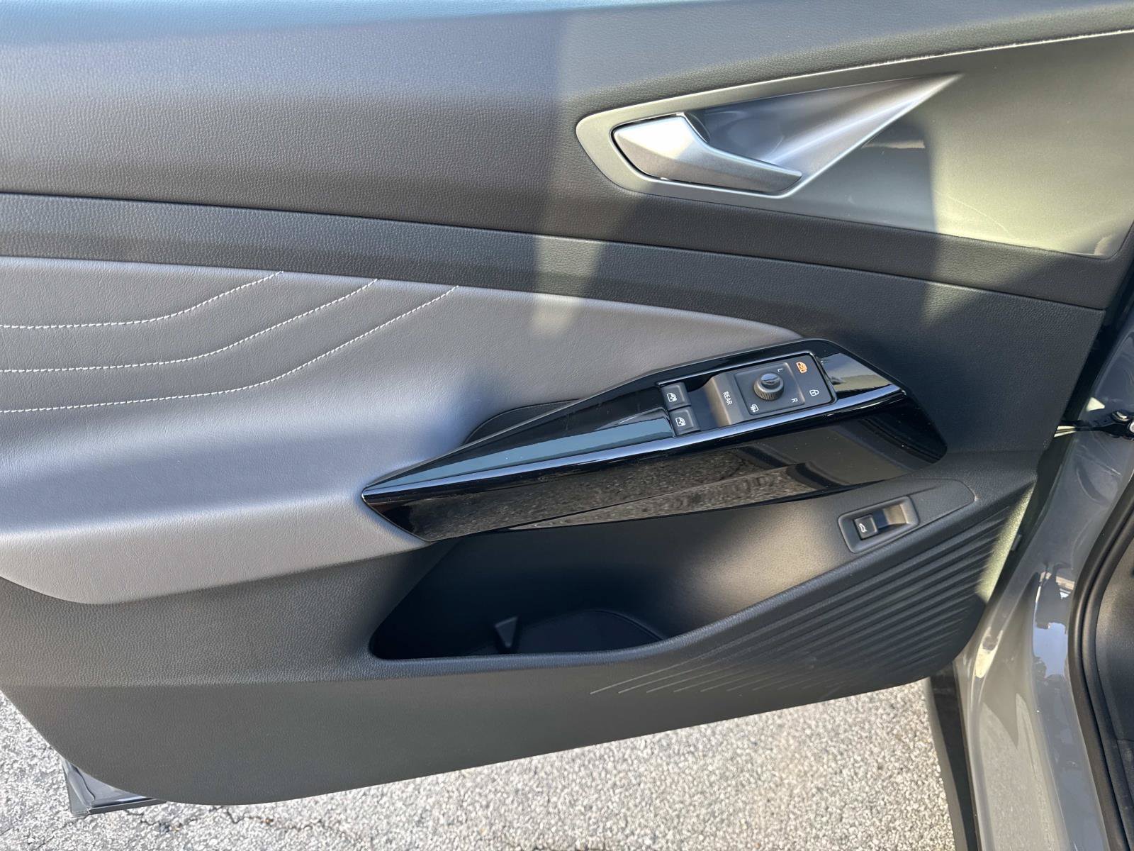 New 2026 Volkswagen ID.4 Pro S RWD image 12