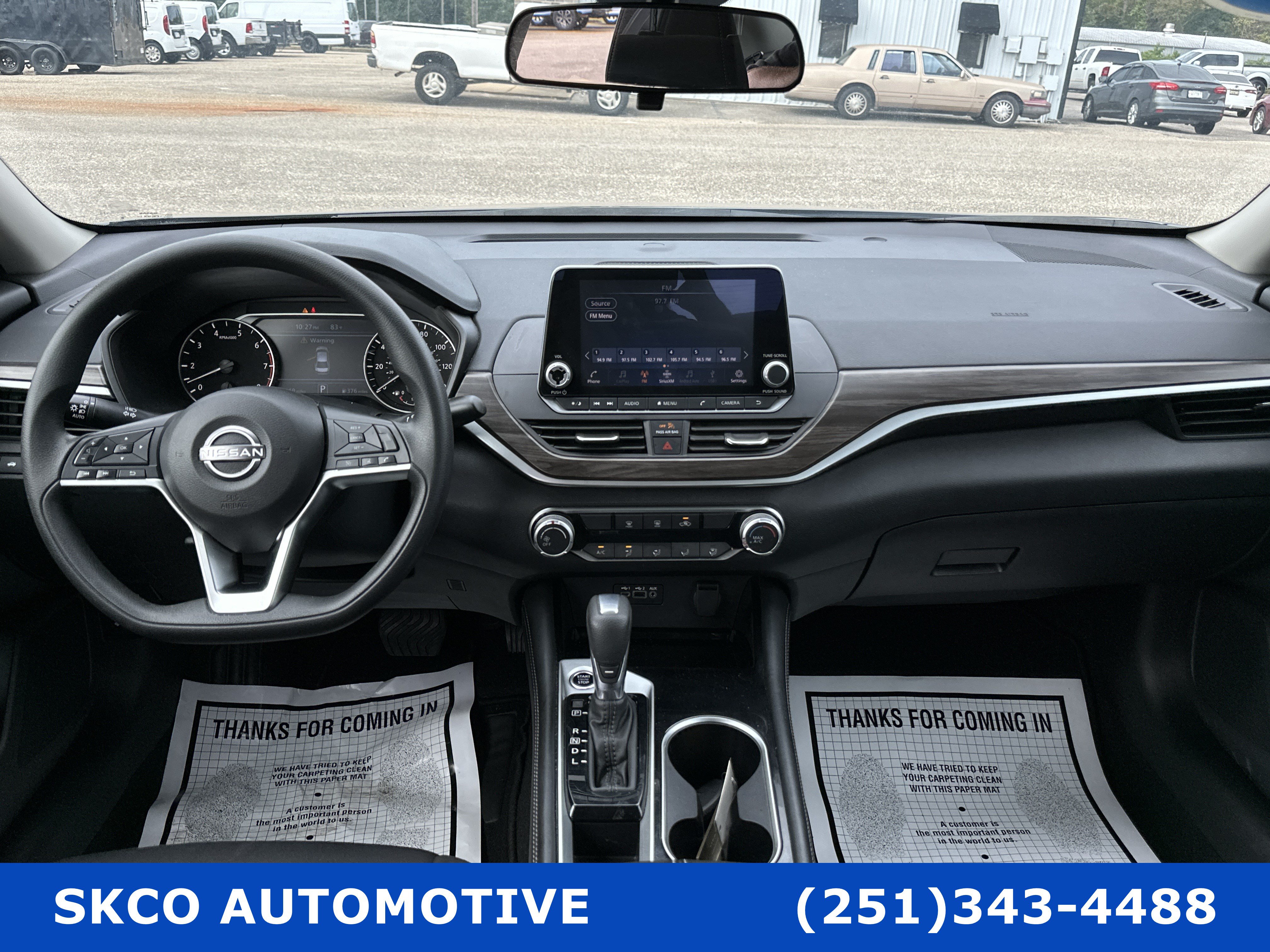 Used 2023 Nissan Altima 2.5 SV FWD image 14