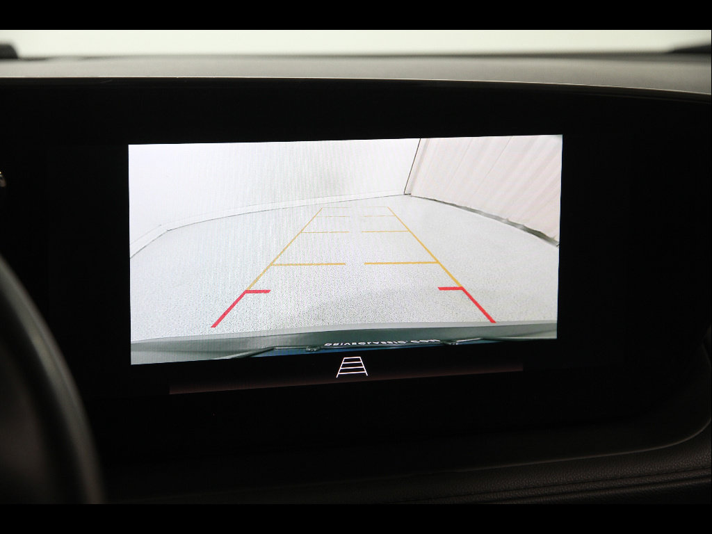 Certified 2024 Buick Encore GX Preferred FWD image 12