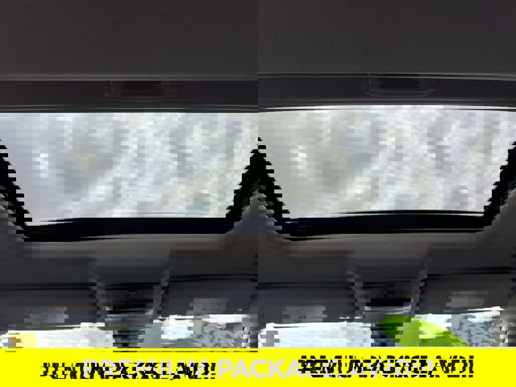 Used 2024 Nissan Altima 2.5 SR w/ SR Premium Package image 11